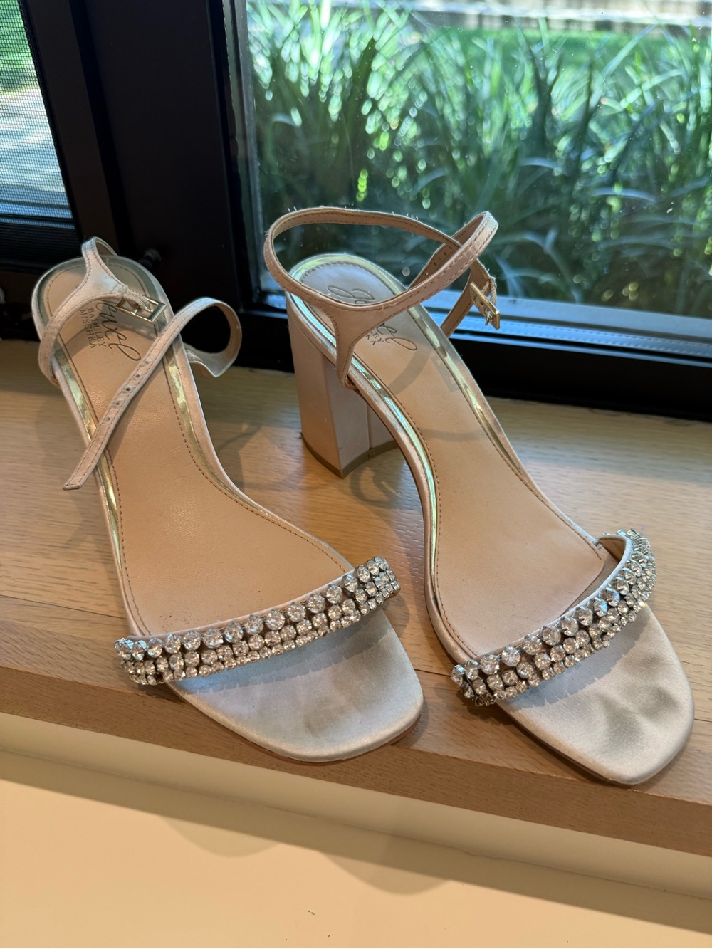 Jewel Badgley Mischka Cream Crystal-Strap Block Heel Sandals